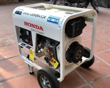 Máy phát điện chạy dầu diesel Honda HD3900E 3kW có đề